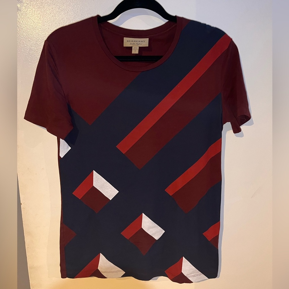 (SOLD) Burberry Geometric Logo T-Shirt